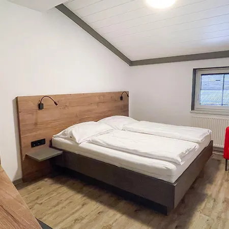 Familie Grundner Леоганг